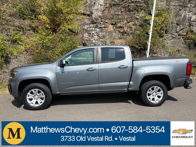 2021 Chevrolet Colorado LT photo 2