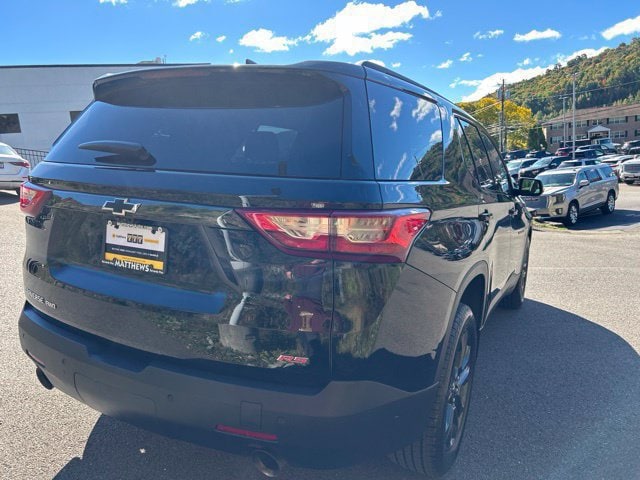 Additional photo of vehicle.