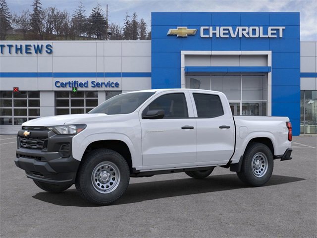 2025 Chevrolet Colorado LT photo 2