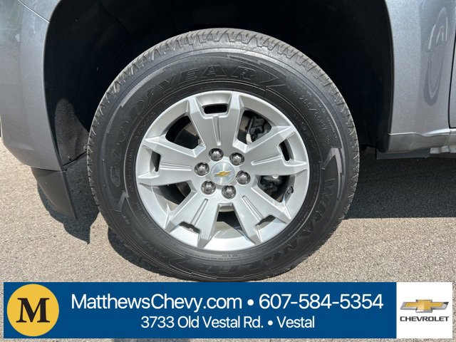 2021 Chevrolet Colorado LT photo 3