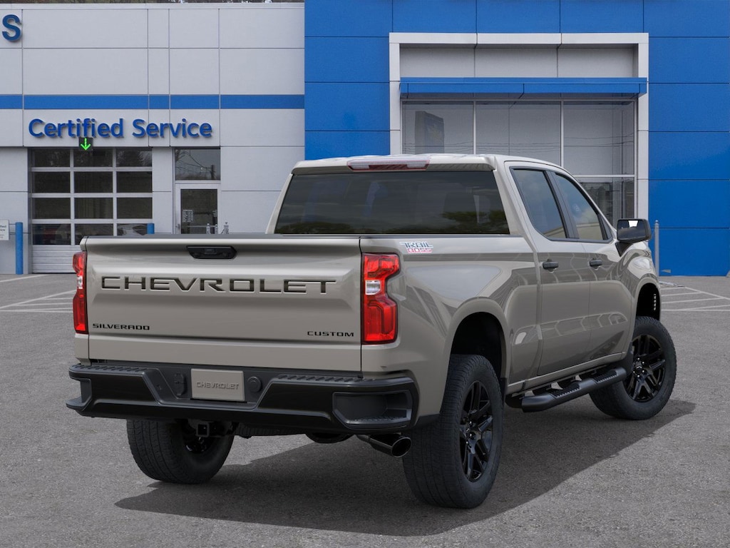 2026 Chevrolet Silverado 1500 Custom Trail Boss photo 3