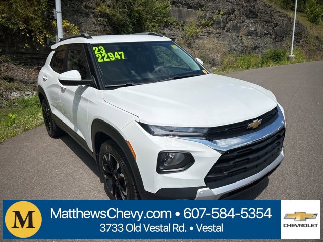 2023 Chevrolet Trailblazer LT photo 3