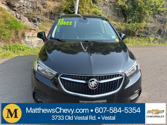 2022 Buick Encore Preferred photo 2