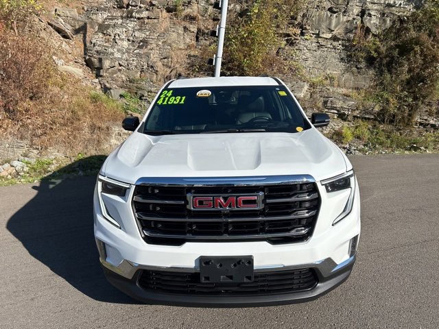 2024 Gmc Acadia Elevation photo 2