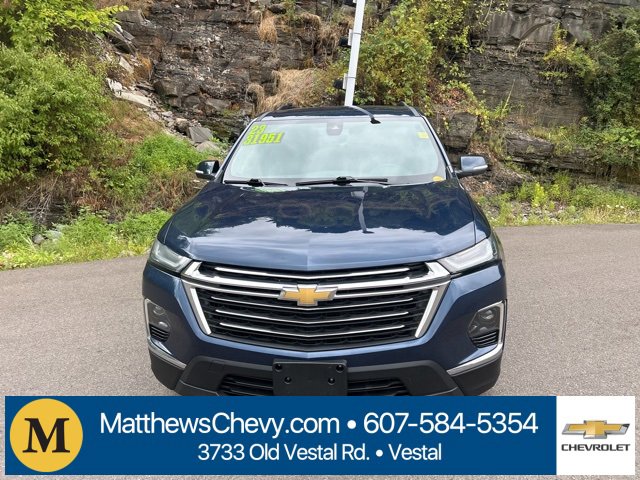 2023 Chevrolet Traverse Cloth photo 2