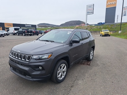 2024 Jeep Compass LATITUDE 4X4 Sport Utility