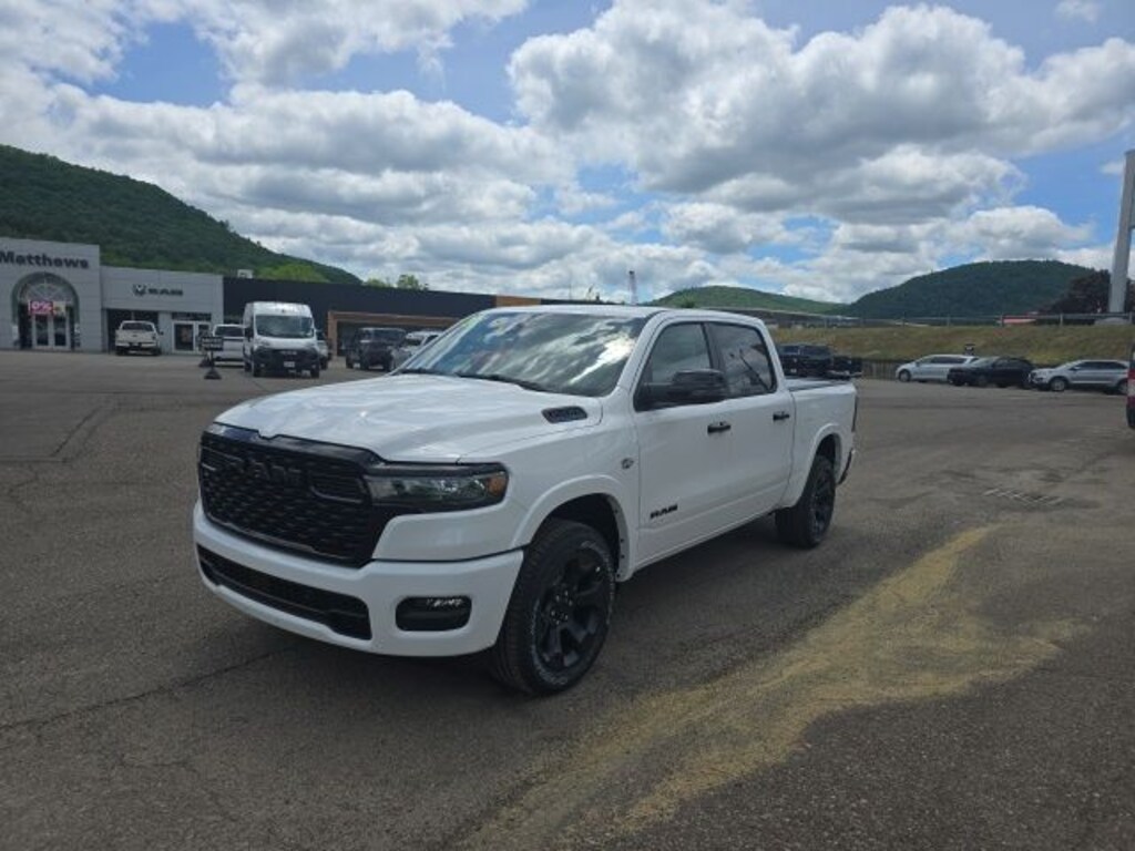 New 2026 Ram 1500 BIG HORN CREW CAB 4X4 5'7 BOX Pickup