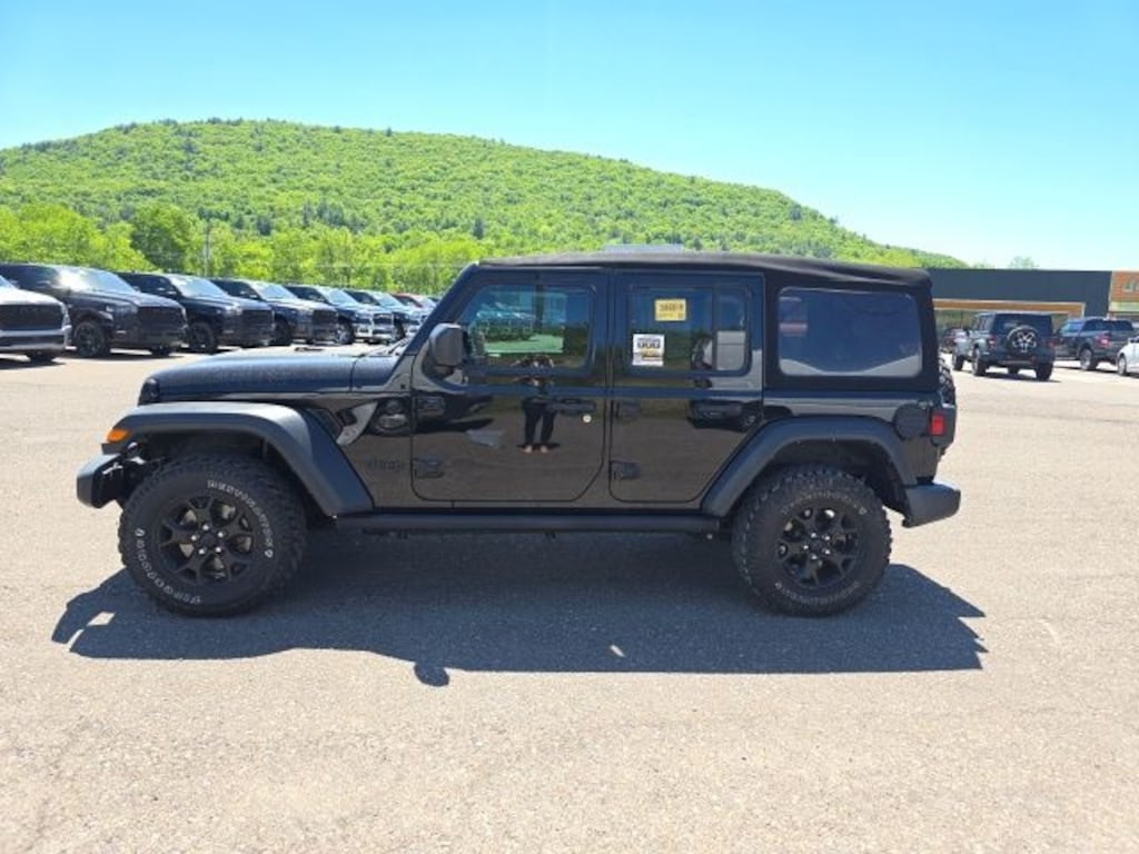 Used 2022 Jeep Wrangler Unlimited Sport SUV