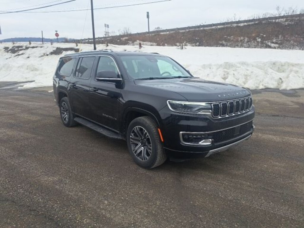 Used 2025 Jeep Wagoneer L Series II SUV