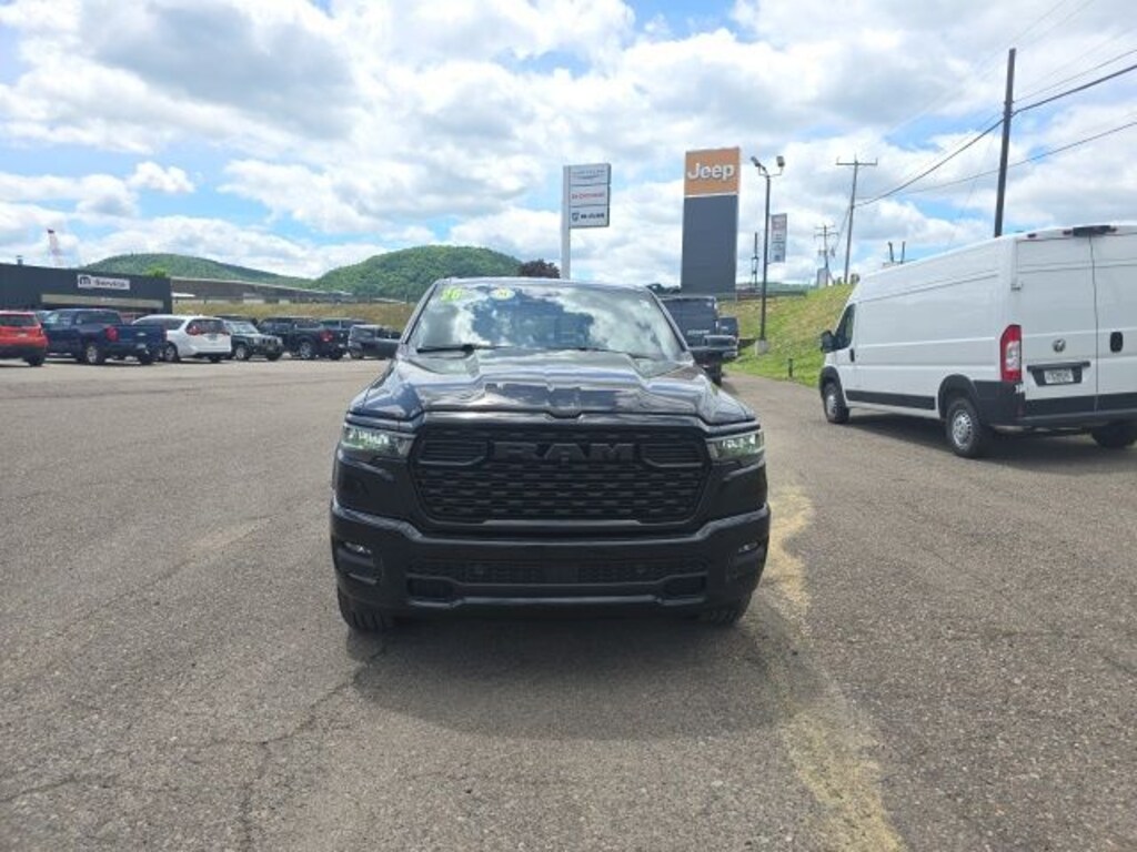 New 2026 Ram 1500 BIG HORN CREW CAB 4X4 5'7 BOX Pickup