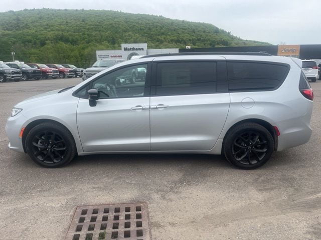 2026 Chrysler Pacifica Select - Photo 7