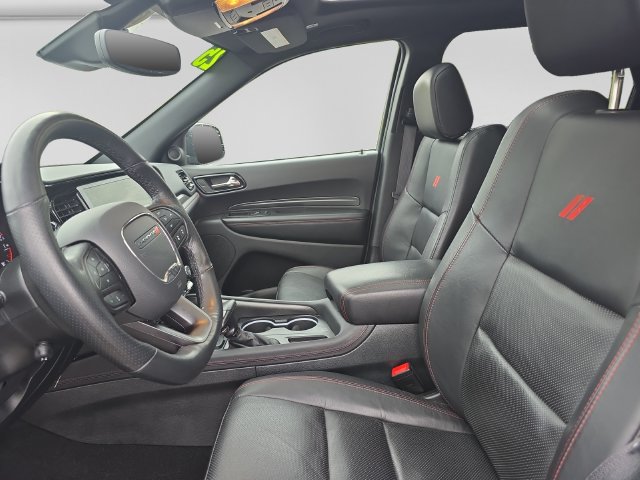 Additional photo of vehicle.