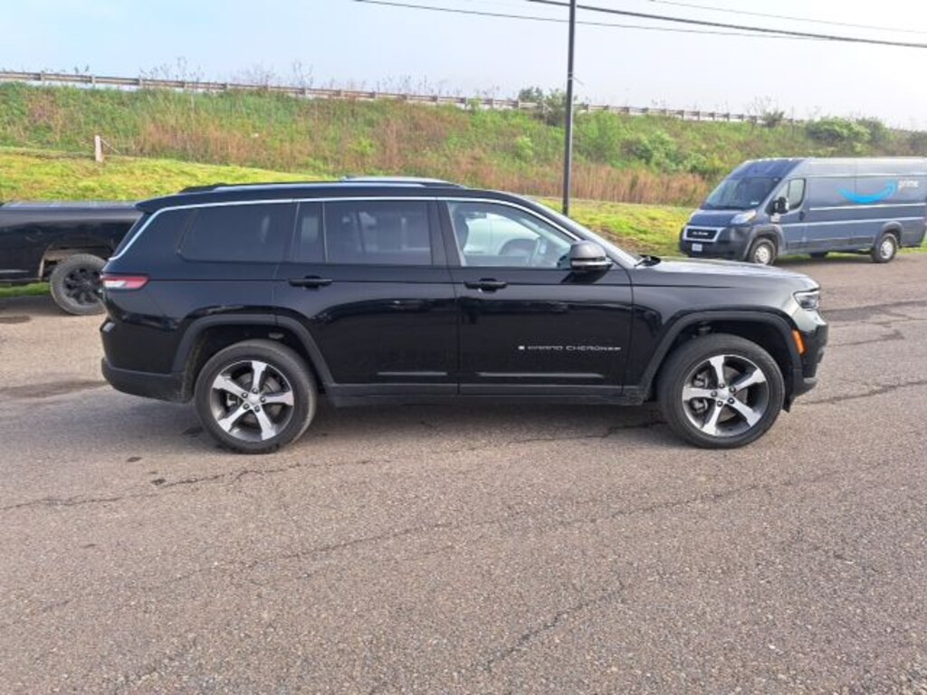 Used 2023 Jeep Grand Cherokee L Limited SUV