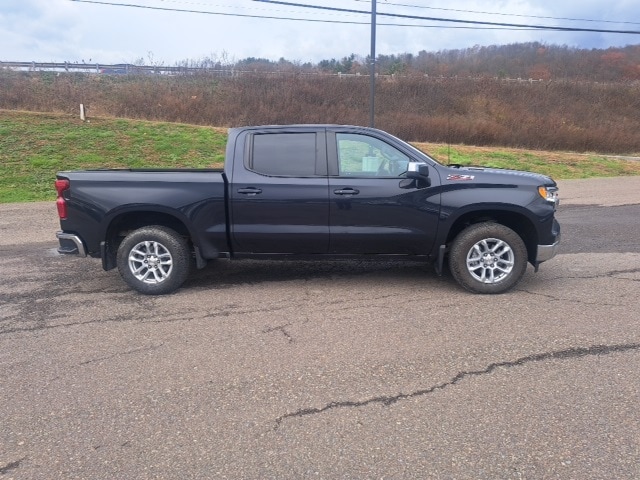 2023 Chevrolet Silverado 1500 photo 4