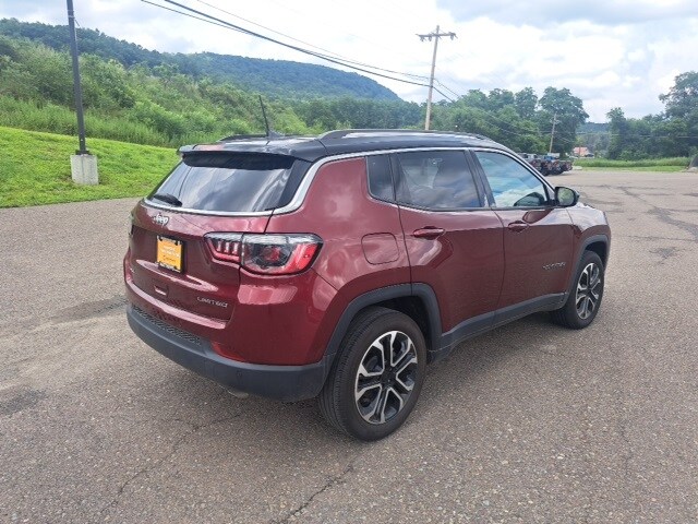 2022 Jeep Compass Limited photo 4