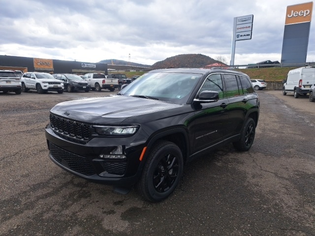 2025 Jeep Grand Cherokee Sport Utility 