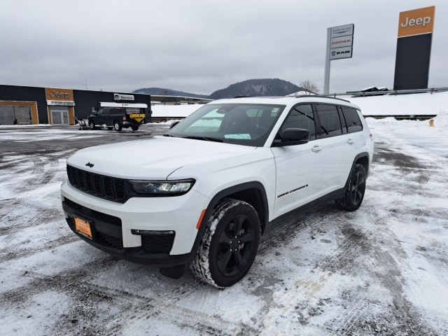 2023 Jeep Grand Cherokee L Limited's photo