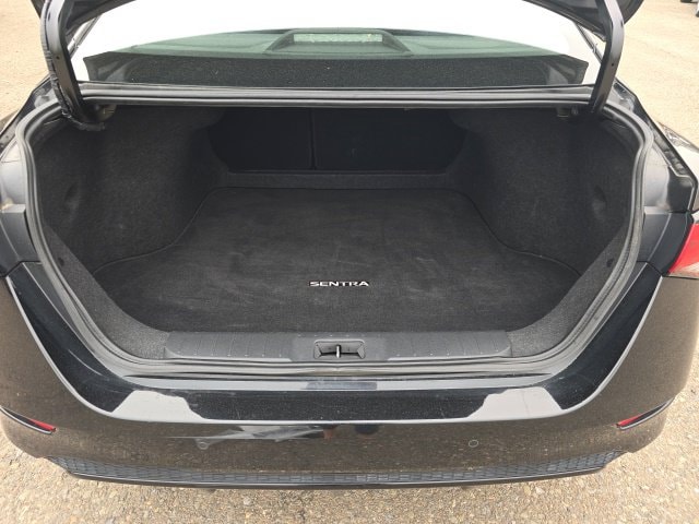 Additional photo of vehicle.