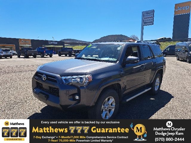 2023 Toyota 4Runner SR5 Premium 4WD V6's photo