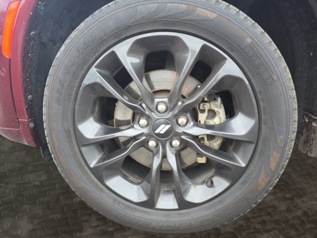 Additional photo of vehicle.