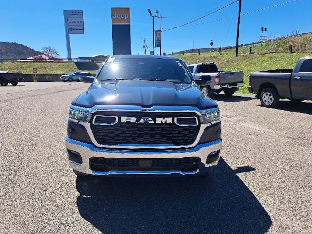 New 2026 Ram 1500 BIG HORN CREW CAB 4X4 5'7 BOX Pickup