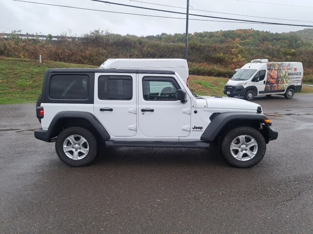 2023 Jeep Wrangler Sport S photo 4