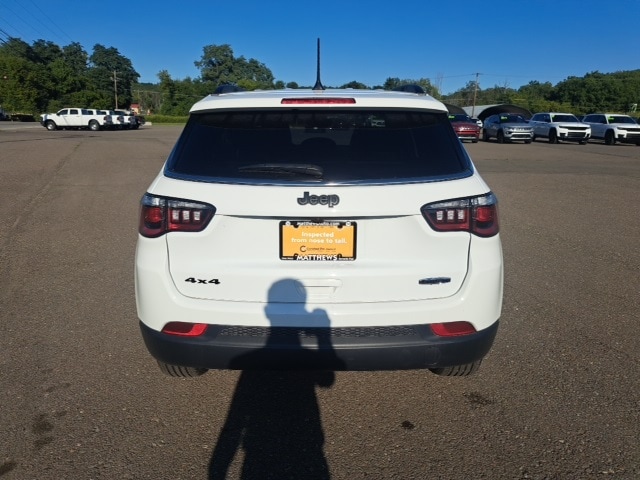 2024 Jeep Compass Latitude photo 4