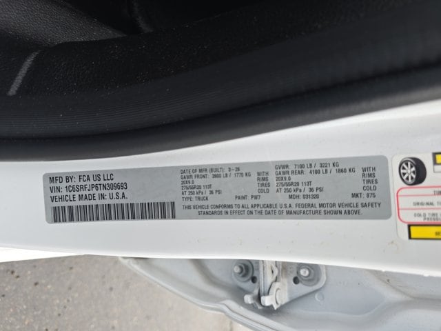 Additional photo of vehicle.
