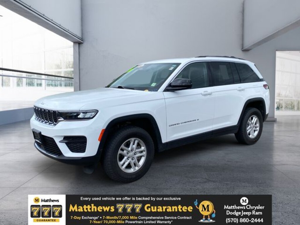 Used 2023 Jeep Grand Cherokee Laredo SUV