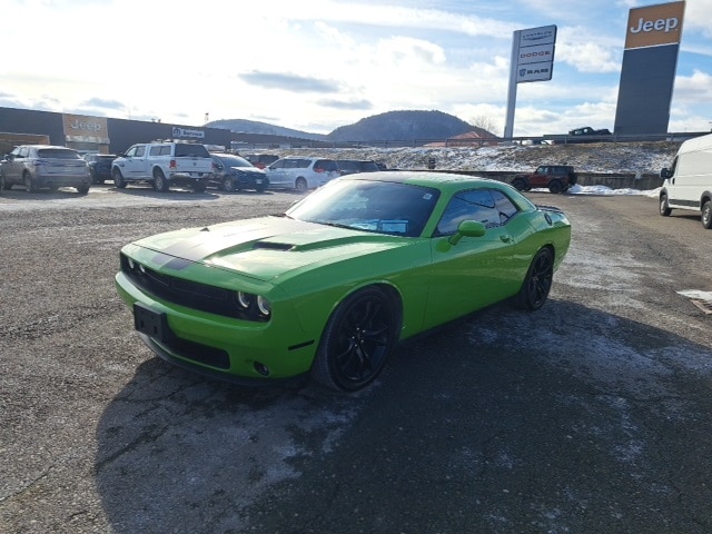 2017 Dodge Challenger SXT