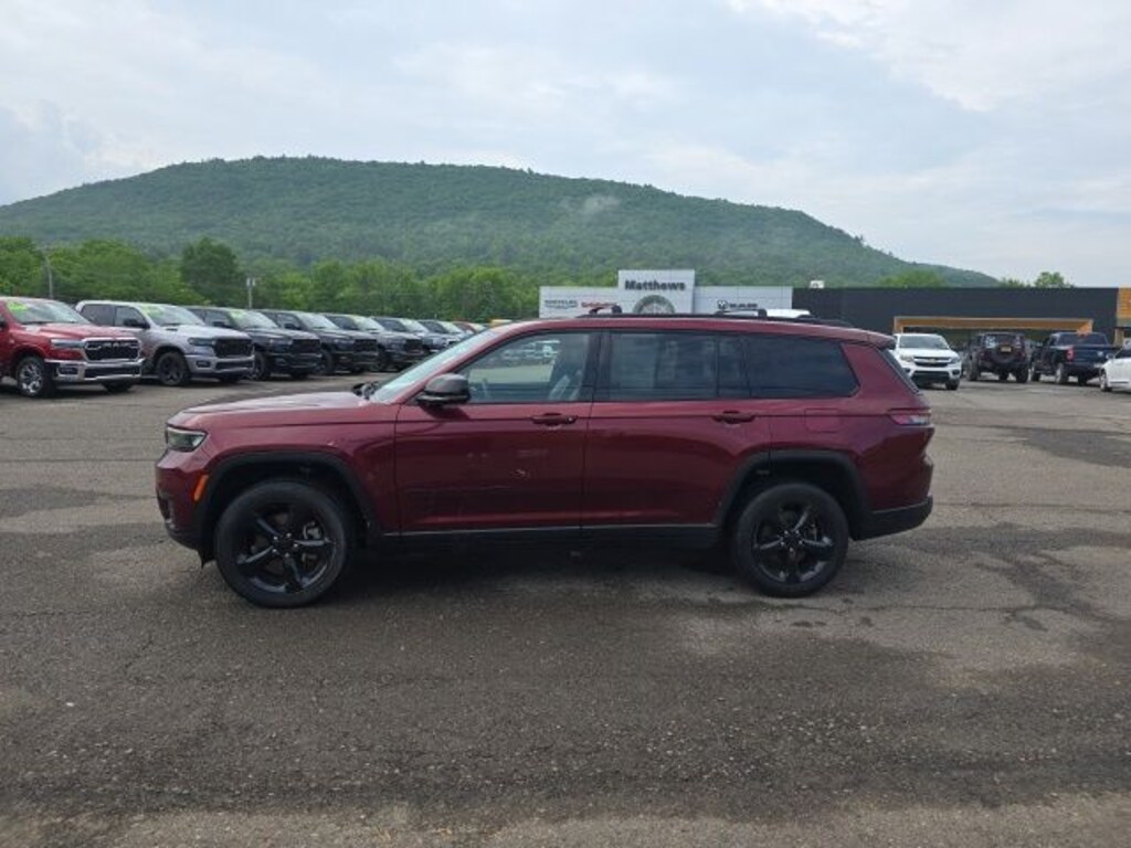Certified 2023 Jeep Grand Cherokee L Laredo SUV