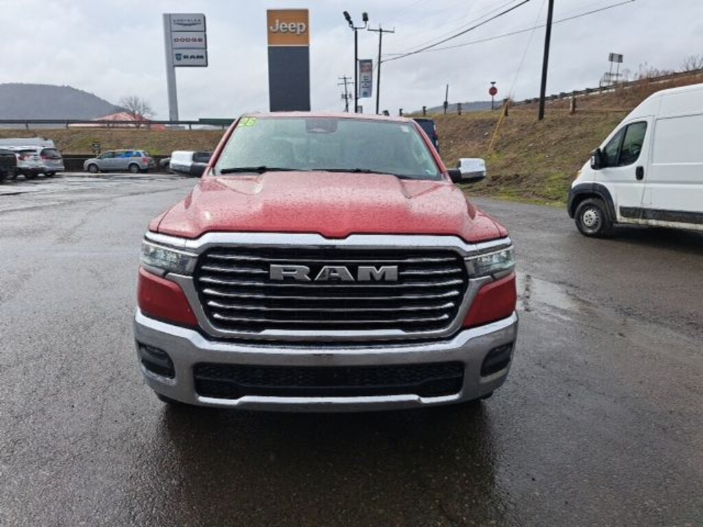 New 2026 Ram 1500 LARAMIE CREW CAB 4X4 5'7 BOX Pickup