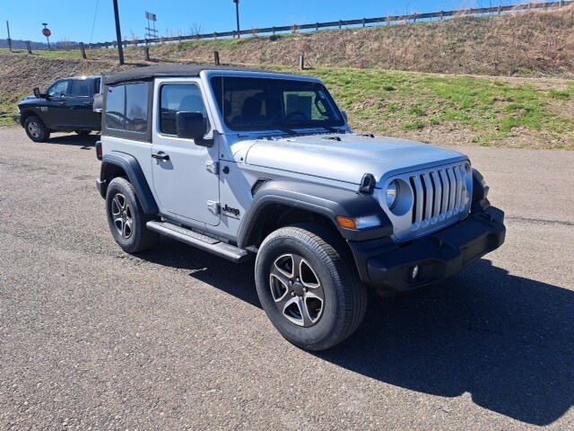 2023 Jeep Wrangler Sport S photo 2