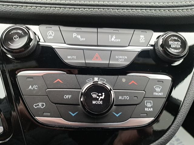 2026 Chrysler Pacifica Select - Photo 23