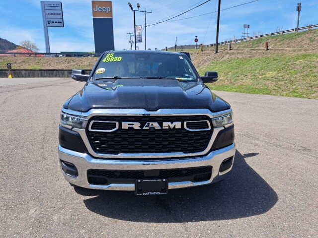2025 Ram 1500 Big Horn Lone Star photo 3