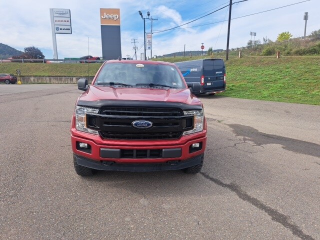 2020 Ford F-150 XLT photo 2