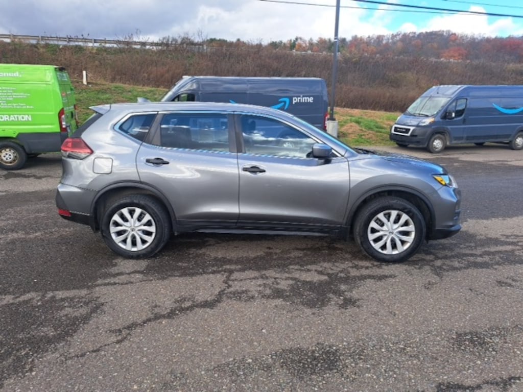 Used 2018 Nissan Rogue S SUV