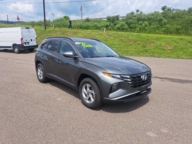 2022 Hyundai Tucson SEL photo 2