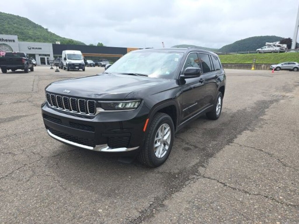 New 2026 Jeep Grand Cherokee L LAREDO X 4X4 Sport Utility