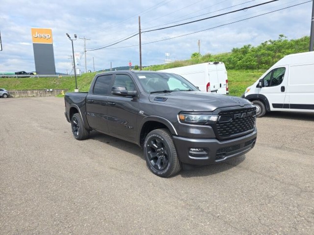 New 2026 Ram 1500 BIG HORN CREW CAB 4X4 5'7 BOX Pickup