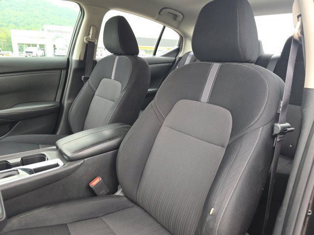 Additional photo of vehicle.