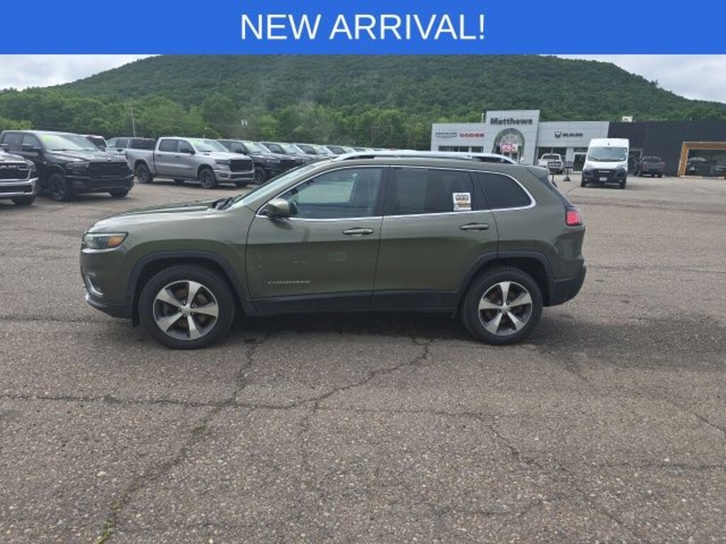 Used 2021 Jeep Cherokee Limited SUV