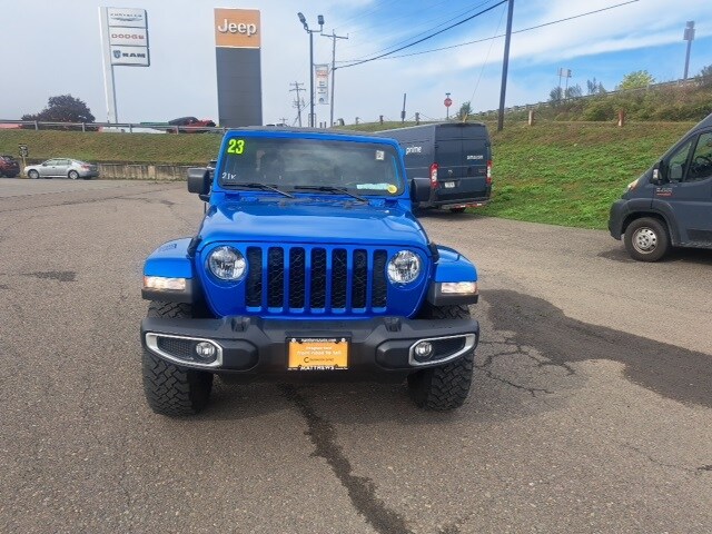 2023 Jeep Gladiator Sport S photo 2
