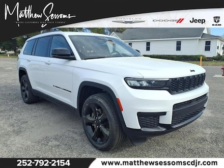 2023 Jeep Grand Cherokee L L Laredo SUV