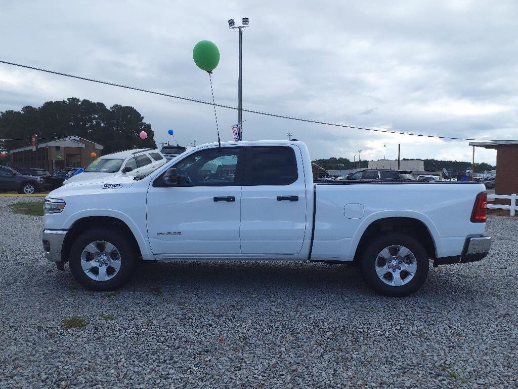 2025 Ram 1500 Big Horn Lone Star photo 3