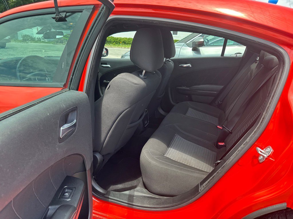 2023 Dodge Charger SXT photo 4