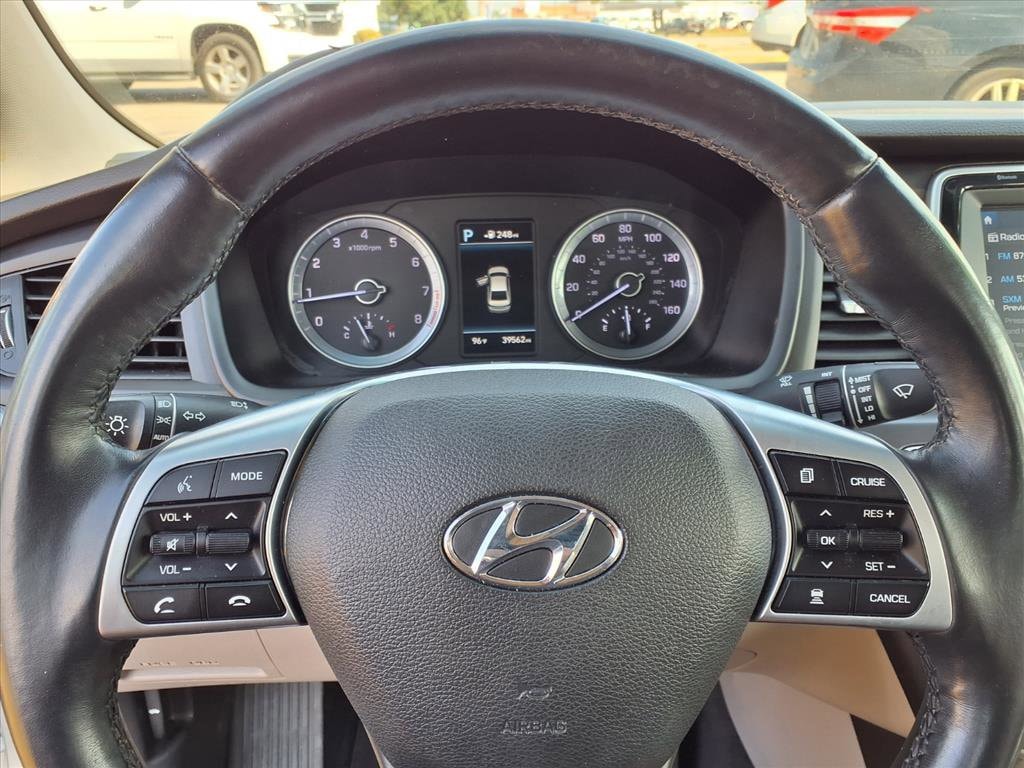 2019 Hyundai Sonata SEL photo 2
