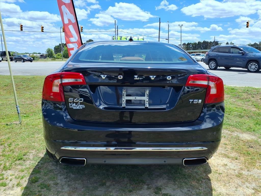 Used 2017 Volvo S60 T5 Inscription FWD Platinum Sedan
