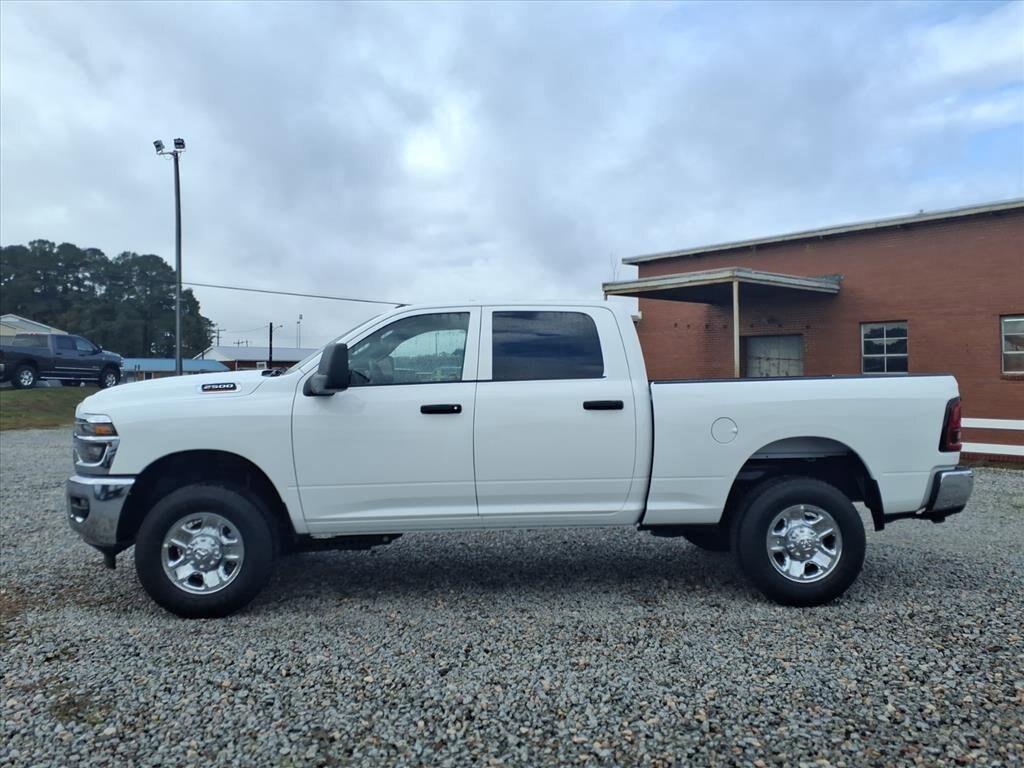 2026 Ram 2500 Tradesman photo 3
