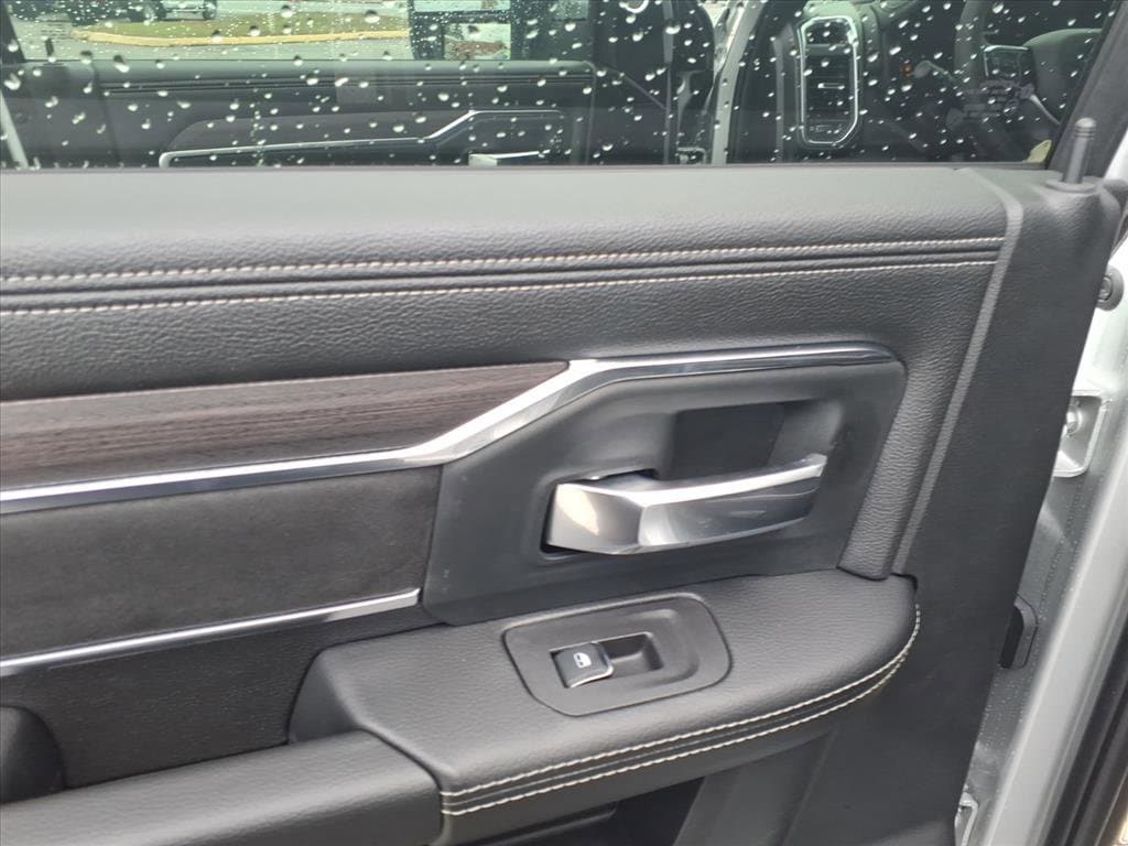 2026 RAM 2500 Laramie - Photo 8